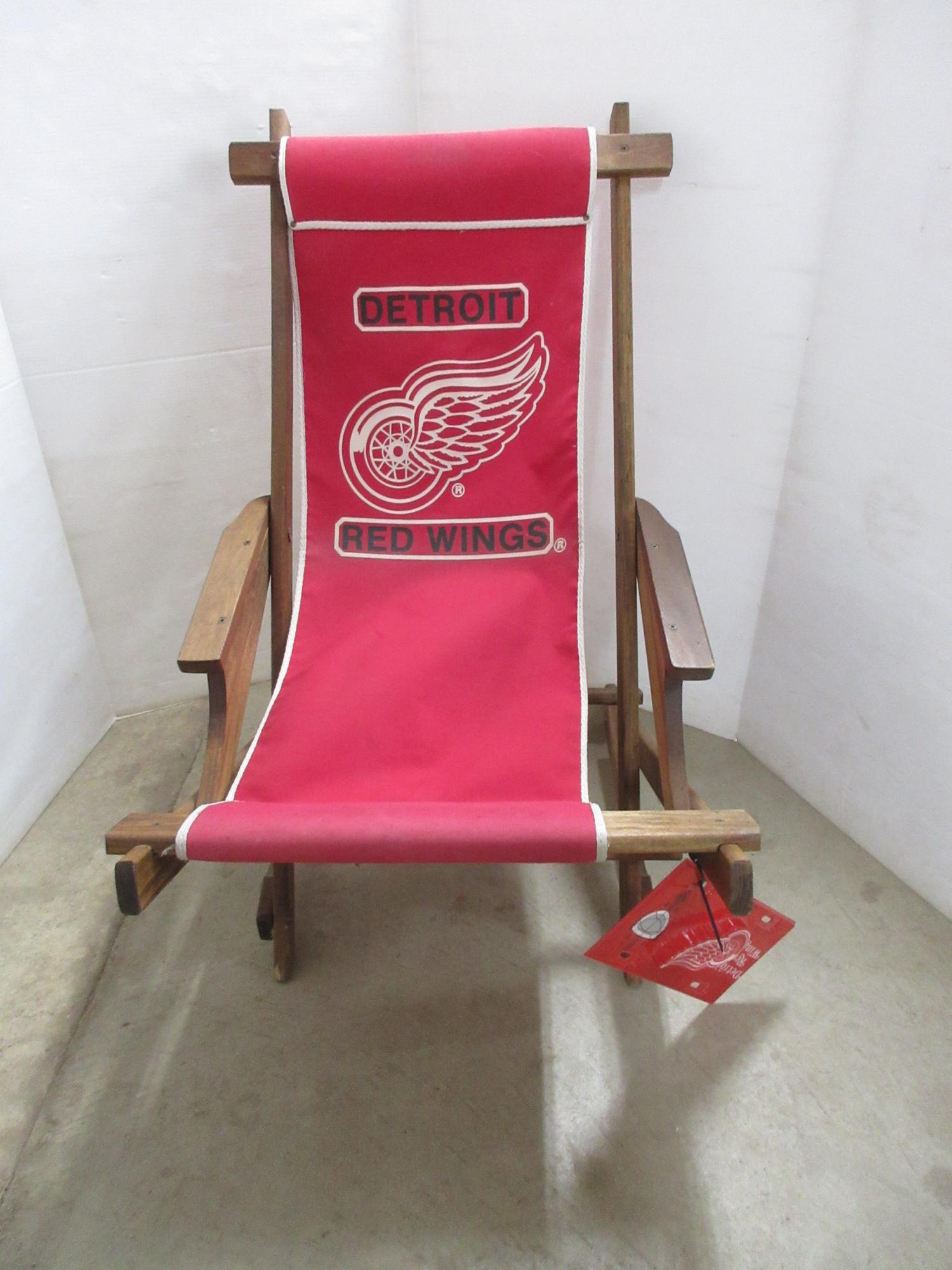 Albrecht Auctions | Detroit Red Wings Wooden Rocker Chair, NHL Licensed ...