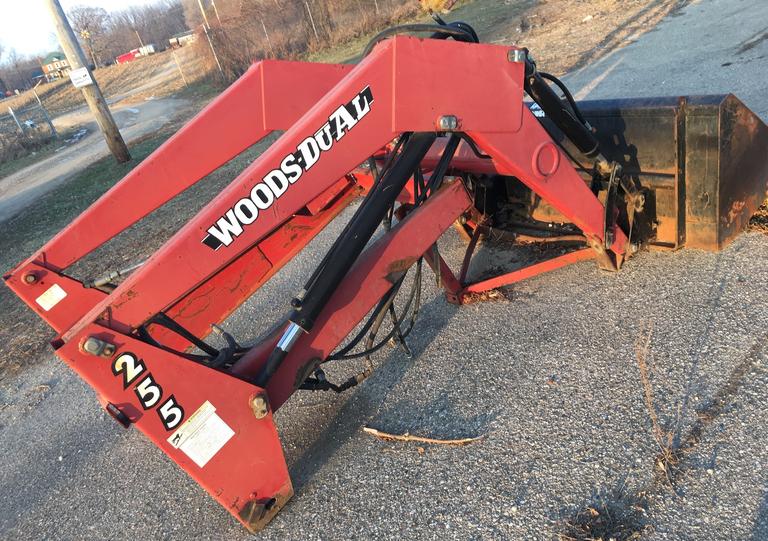 Woods Dual 255 Front End Loader, CN1008