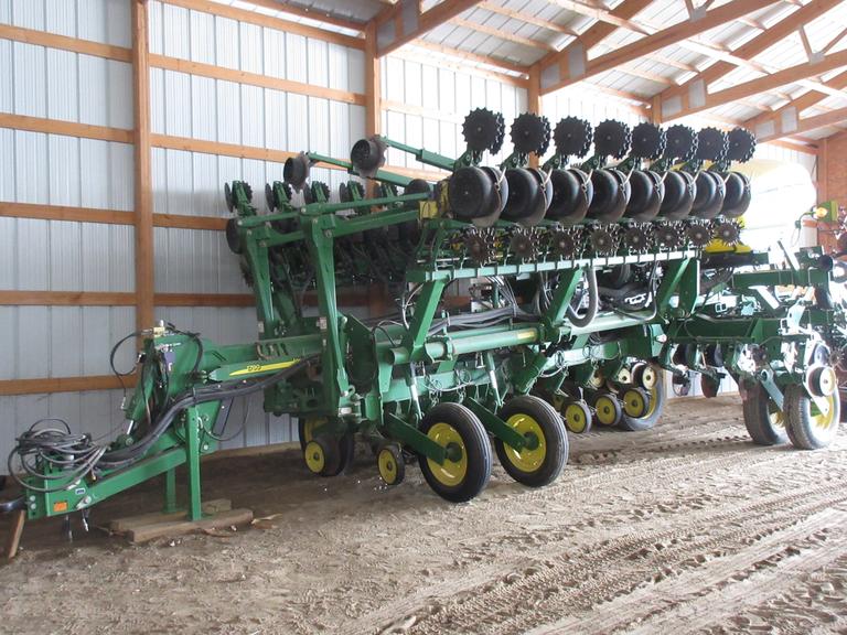 2010 John Deere 1790 CCS 24 row 20" Planter, Liquid 2 x 2, 400-Gallon Tank, T-Band Tips, Pneumatic Down Pressure, Copper Head Furrow Closing Wheels, Red Ball System on Fertilizer and T-Band, Row Shutoffs, Markers, Row Cleaners, Rear Camera, Manual Transmission.  New Openers, Fertilizer Discs and Press Wheel Arms in 2018! 