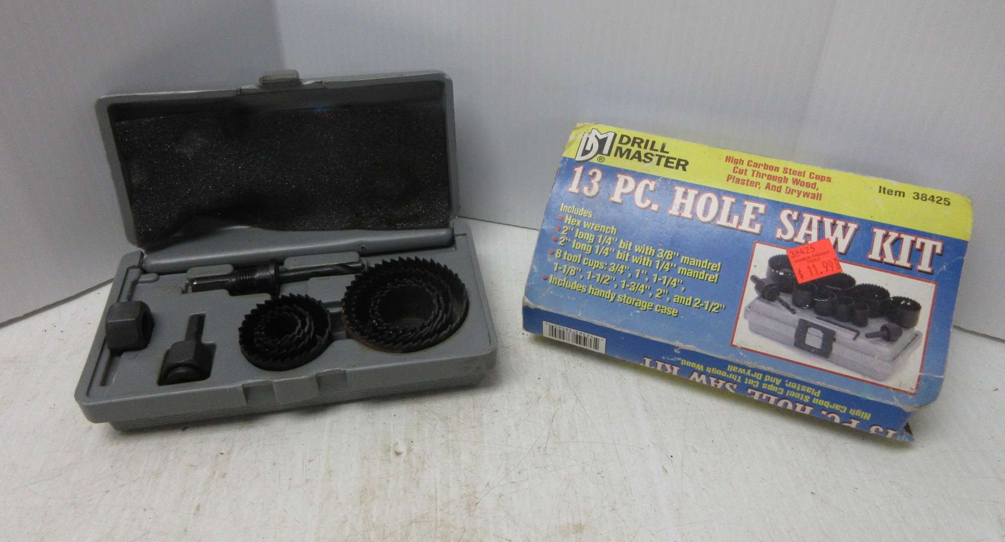 Albrecht Auctions 13Piece Hole Saw Kit by Drill Master