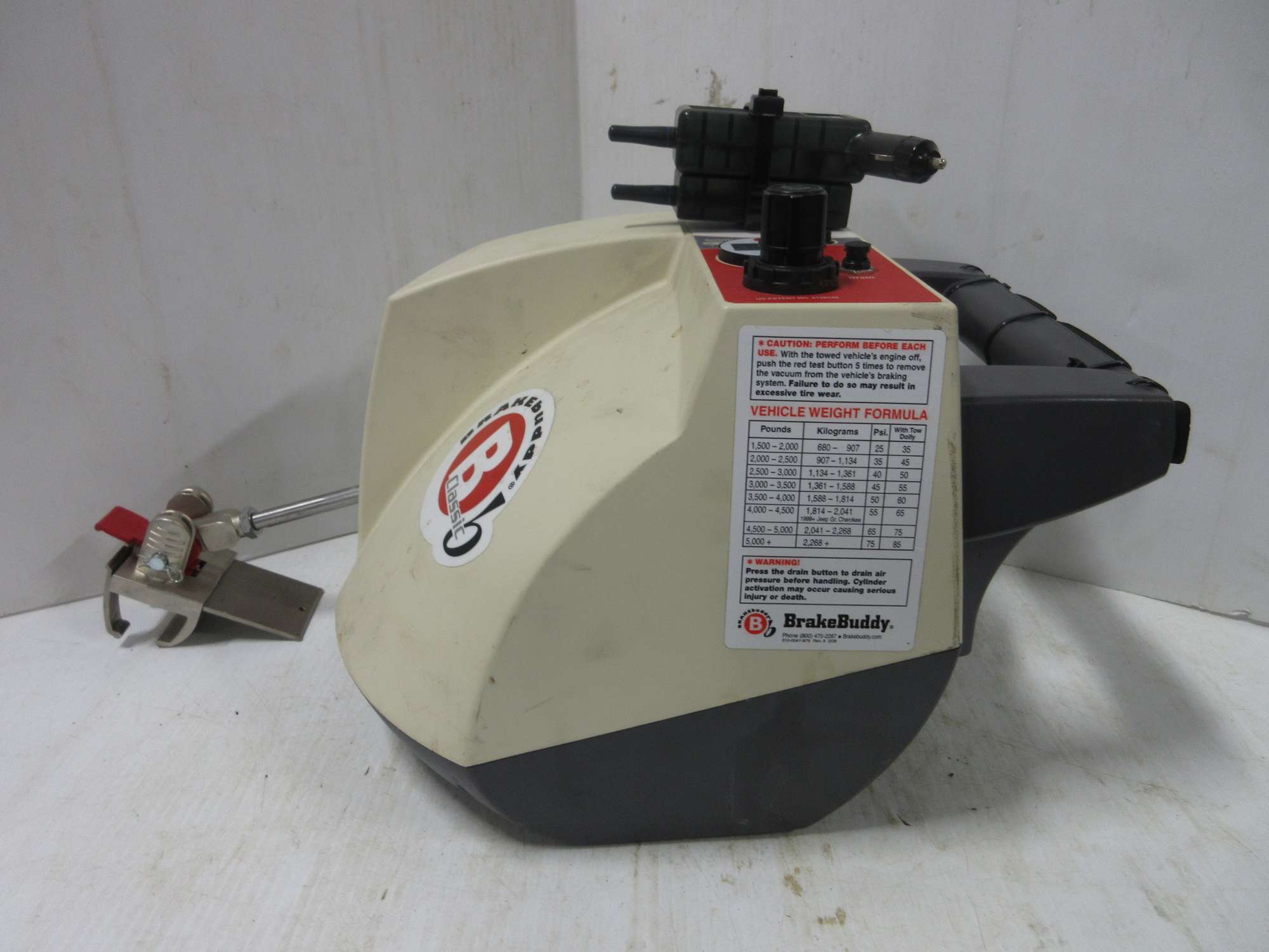 Albrecht Auctions | Brake Buddy for Towing a Car Behind an RV