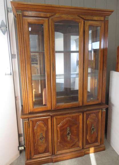 Broyhill Furniture Lenoir House Two-Piece Oak China Cabinet