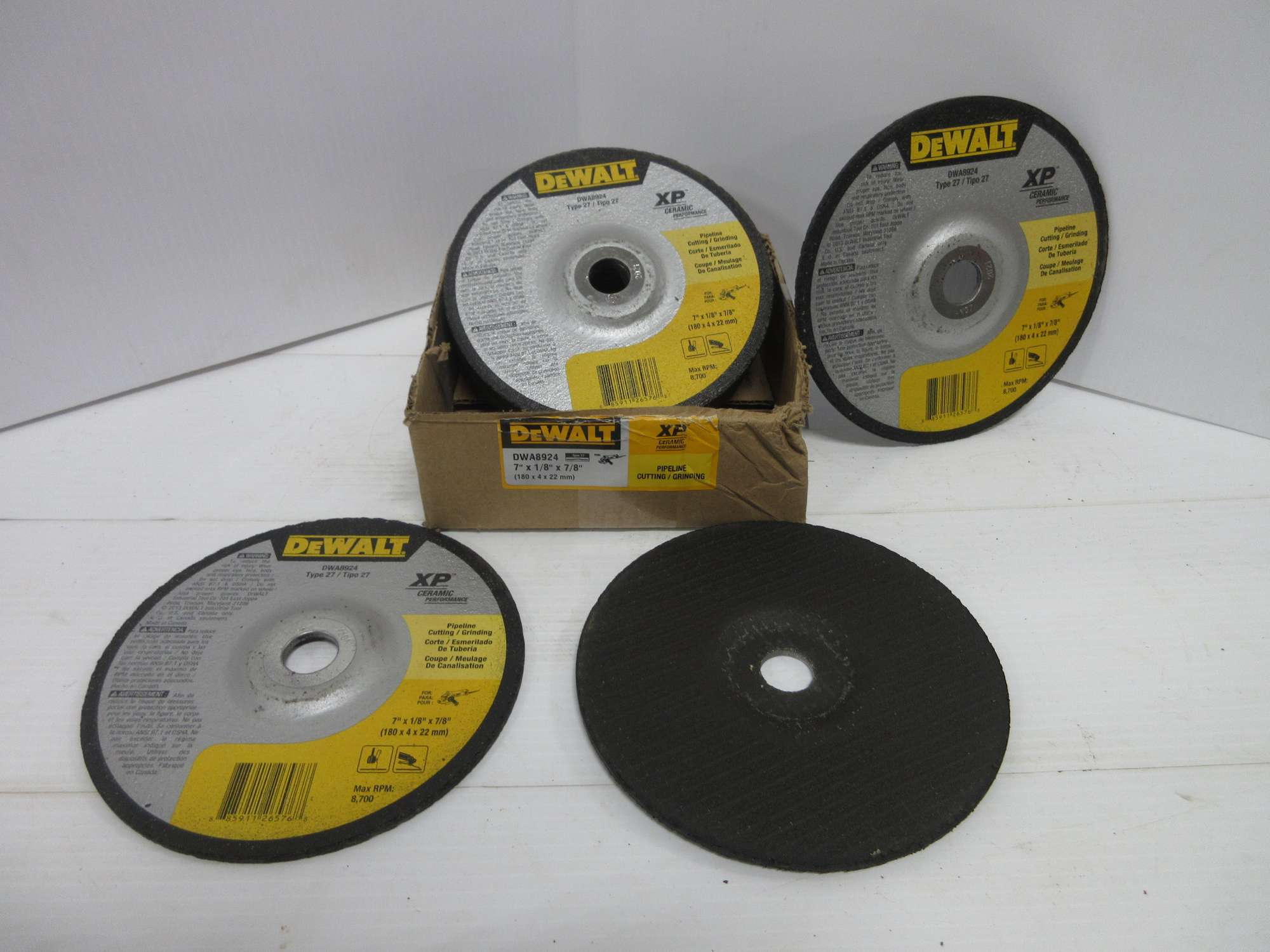 Albrecht Auctions (10) DeWALT Pipeline Cutting/Grinding Discs