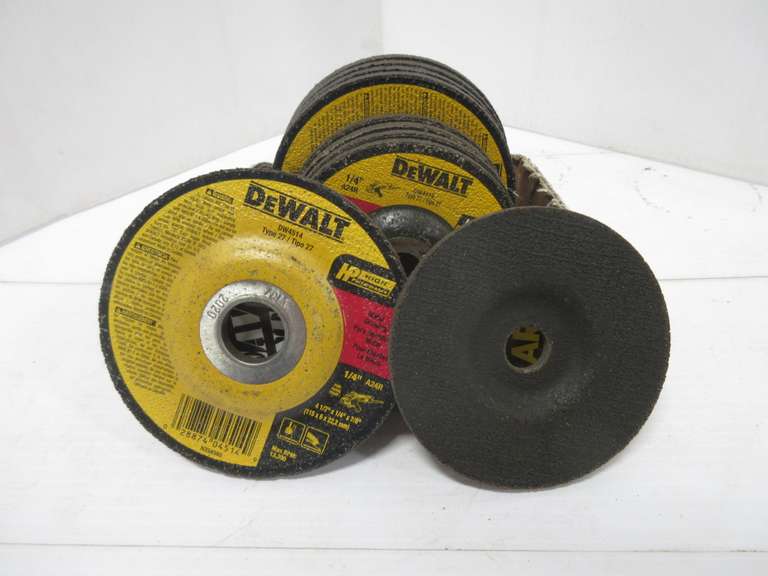 DeWALT Metal Grinding Wheels, Include: (5) 4 1/2" x 1/4" x 7/8" and (5) 4" x 1/4" x 5/8" 