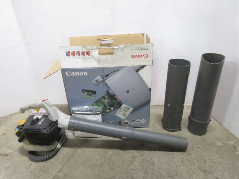 Ryobi Leaf Blower with Vacuum Attachments, Gas Powered