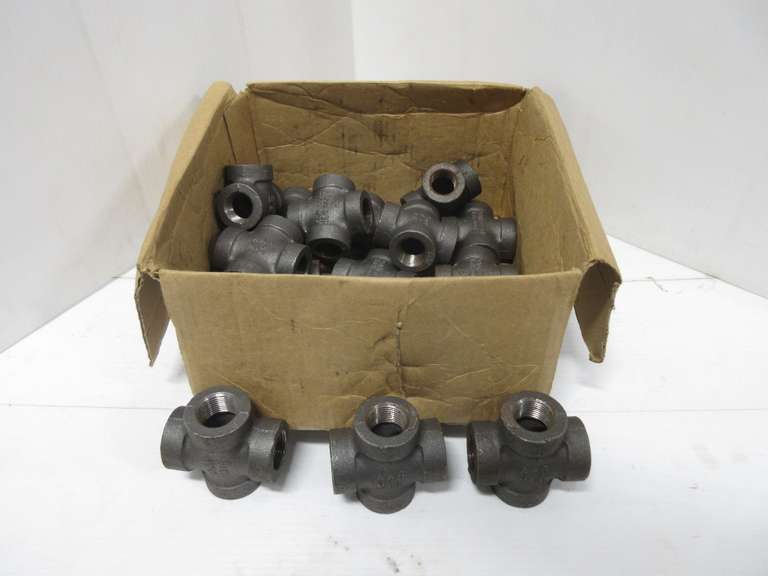 (20) Pieces of 3/4" Pipe Crosses, Anvil Brand, Schedule 80, Extra Heavy, Made in USA