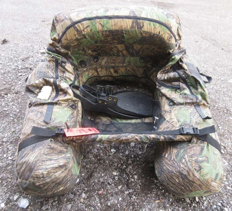 Camo Hunting and Fishing Float Tube with Flippers