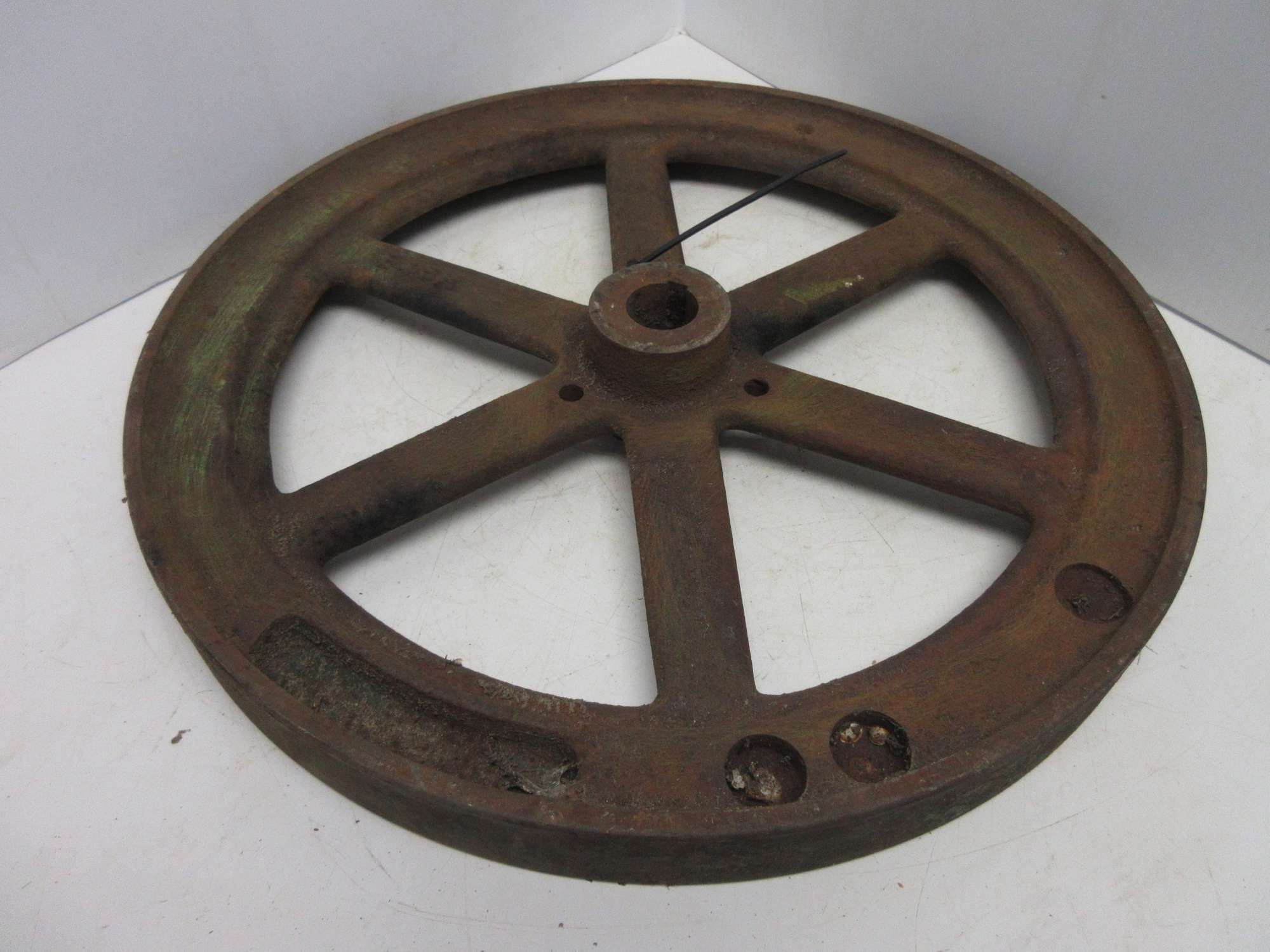 Albrecht Auctions John Deere Hit and Miss Flywheel