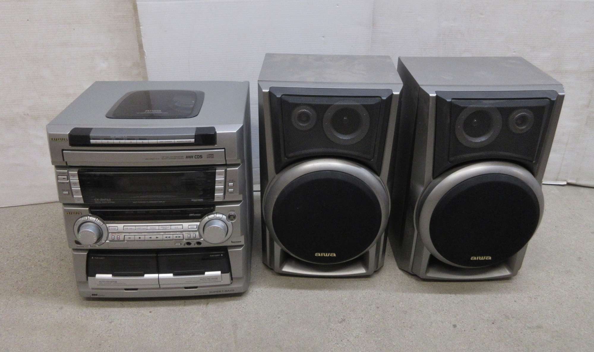 Albrecht Auctions | Aiwa Stereo System Five-Disc Player, Model CX