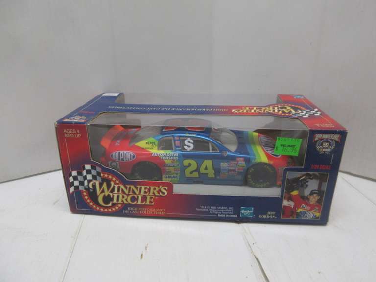 NASCAR Jeff Gordon 24 Die-Cast 1:24 Scale Car; NASCAR Pfizer Stock Car Mark Martin Hot Wheel