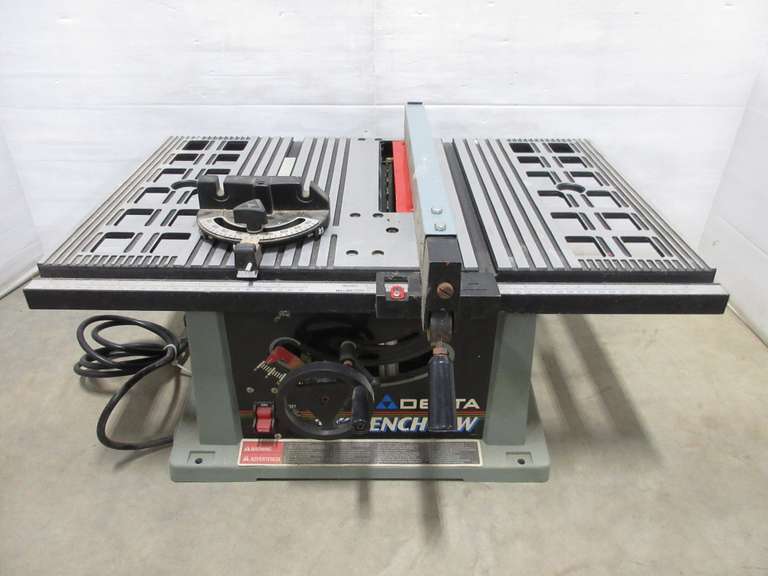 Delta 10" Bench Saw