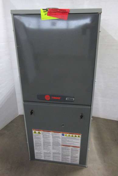 Trane Gas Furnace, XR95, Upflow/Horizontal Furnace, Single Stage 95%, AFUE 95, 60K BTU, Model No. TUH1B060A9361CB, Serial No. 181132JL2G