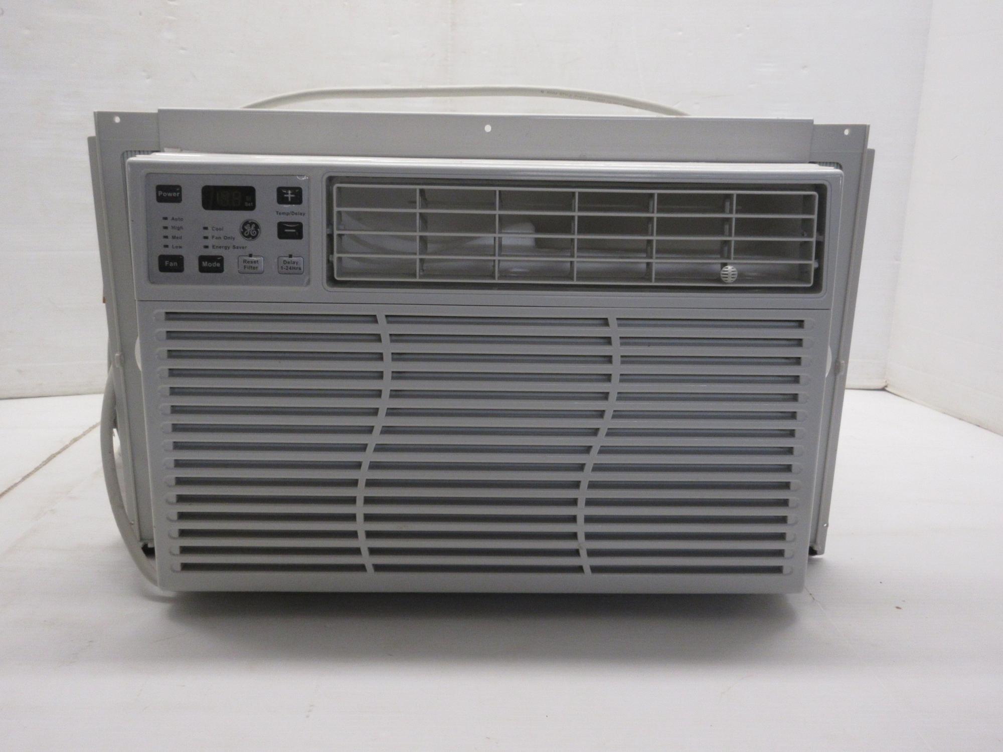 Albrecht Auctions | GE Air Conditioner, 5500 BTU