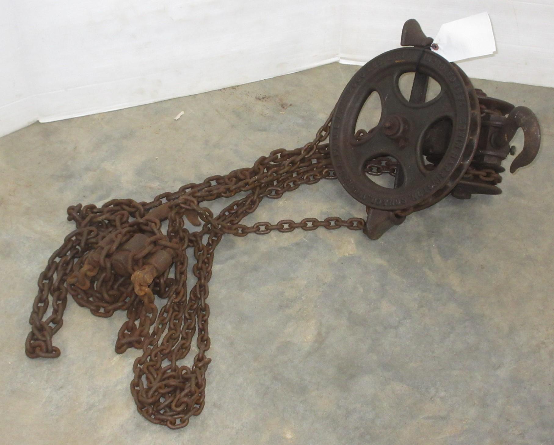 Albrecht Auctions | Antique Chain Fall