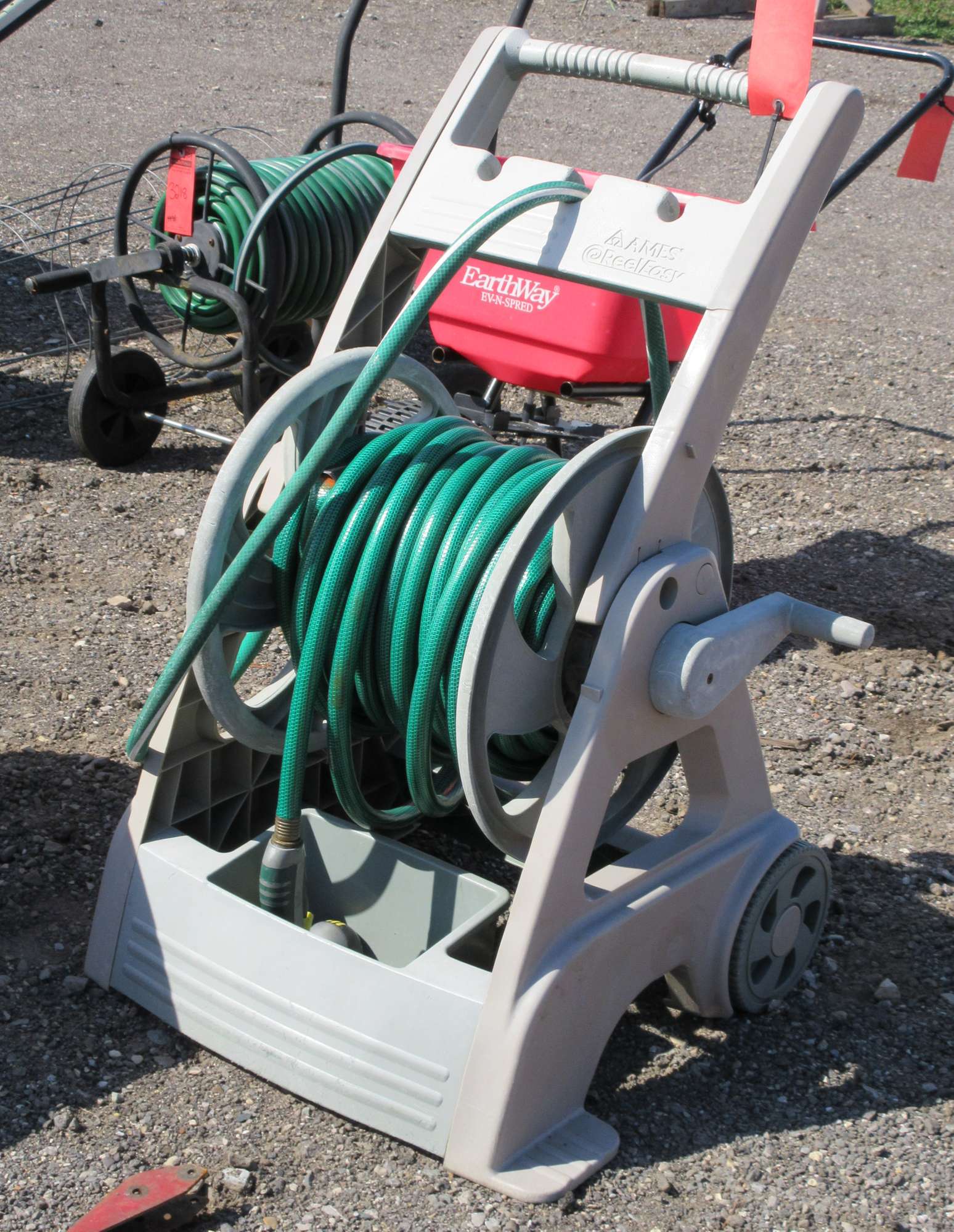 Albrecht Auctions Ames Reel Easy Hose Reel with 25' Hose, Connector