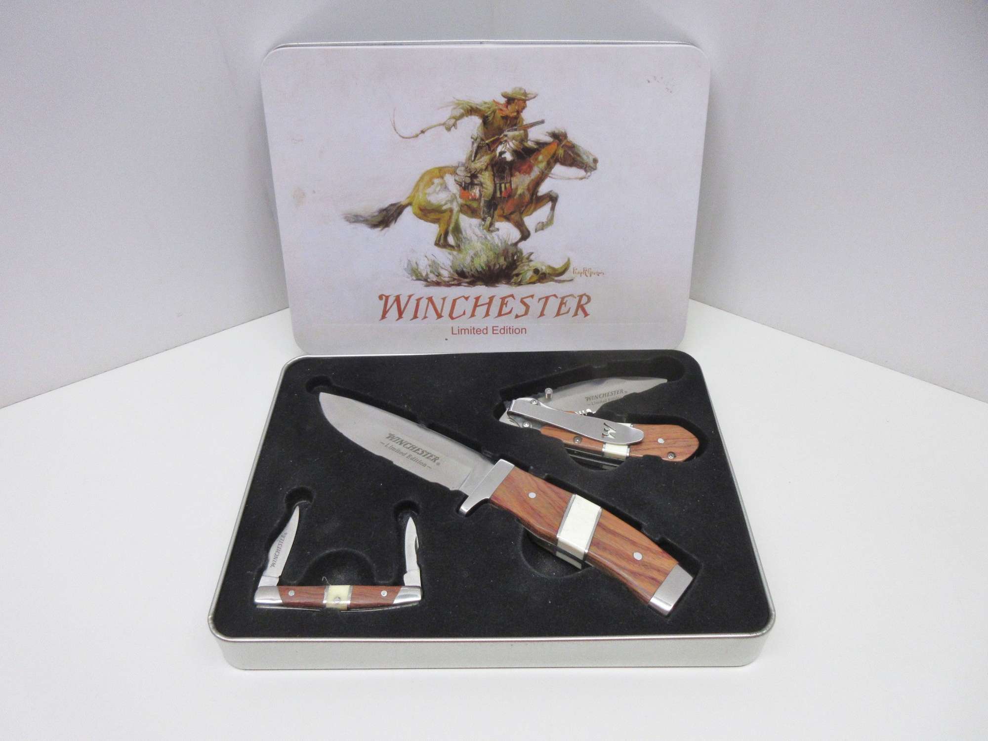 Albrecht Auctions | Winchester Limited Edition Three-Knife ...