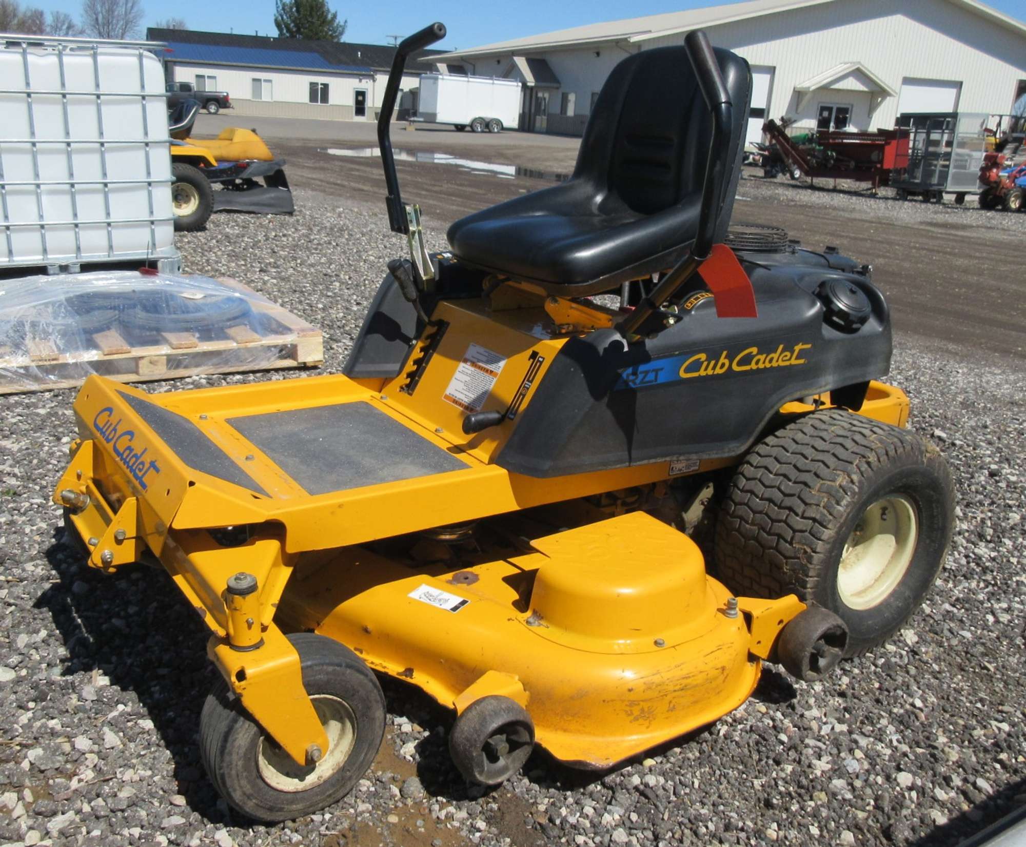 50IN CUB CADET RZT50 ZERO TURN RIDING MOWER WITH 21HP