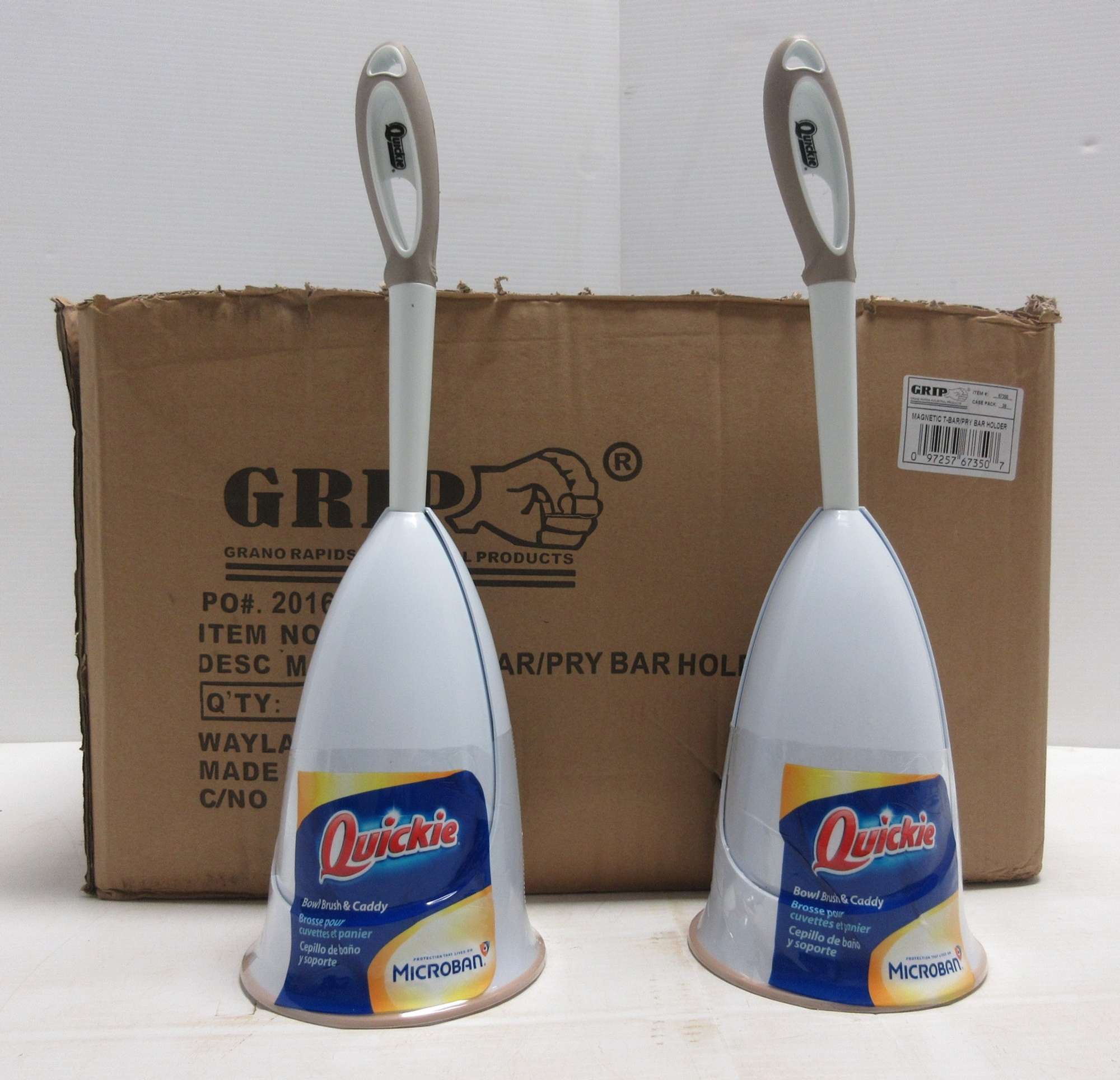 Albrecht Auctions (12) Quickie Toilet Bowl Brushes with Caddies