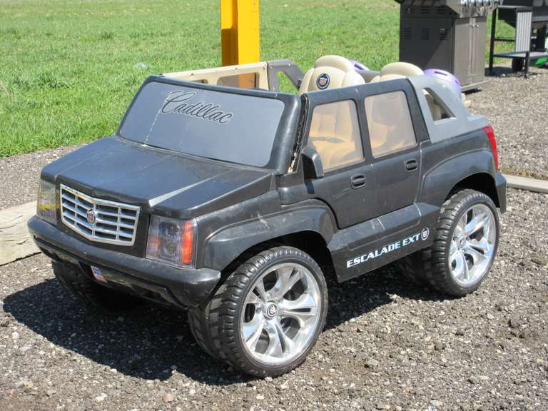 Cadillac Escalade Power Wheels Ride On