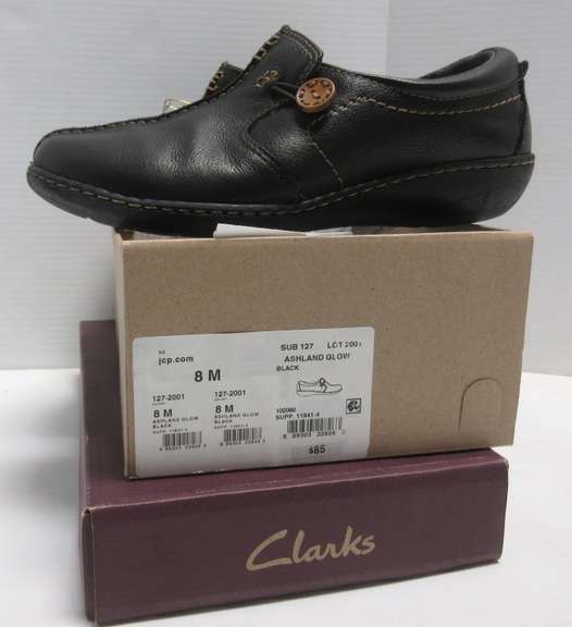 Clarks Black Leather Shoes, Womens Size 8M