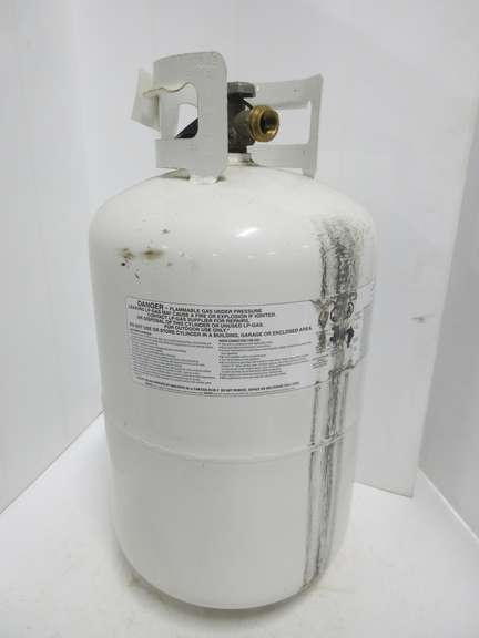 30 lb. Propane Tank