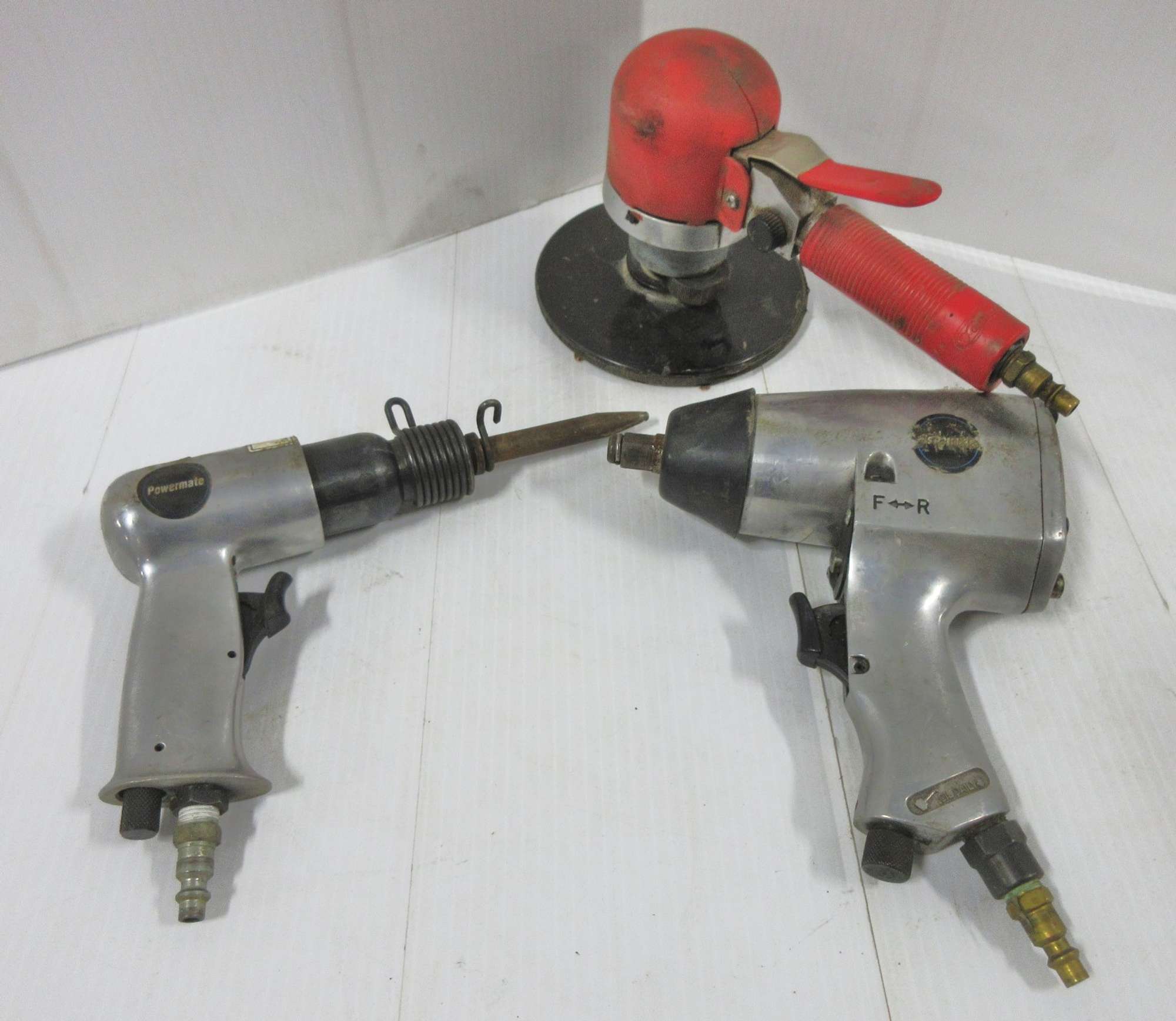 Albrecht Auctions Assorted Air Tools