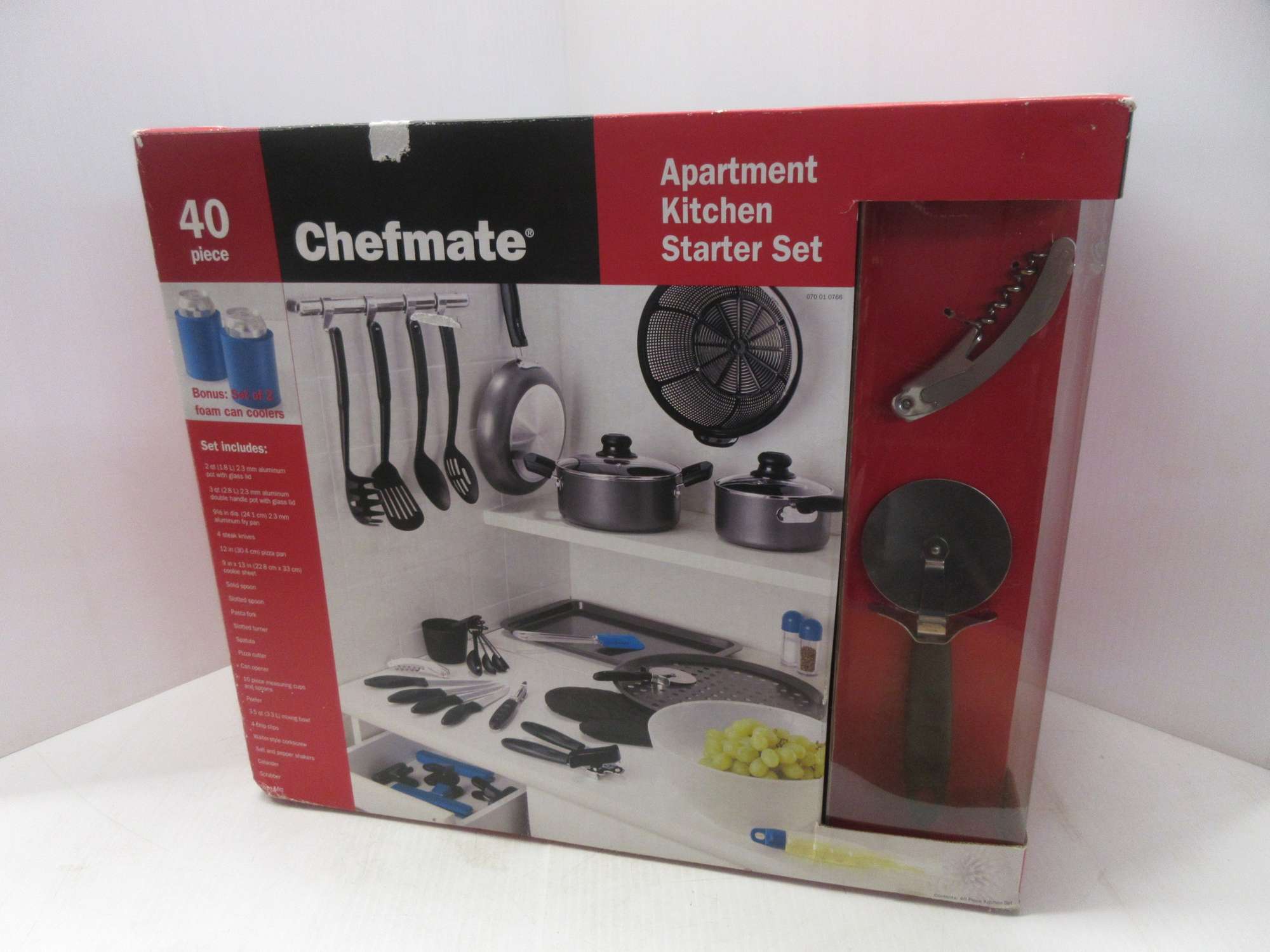 Albrecht Auctions Chefmate 40Piece Kitchen Starter Set