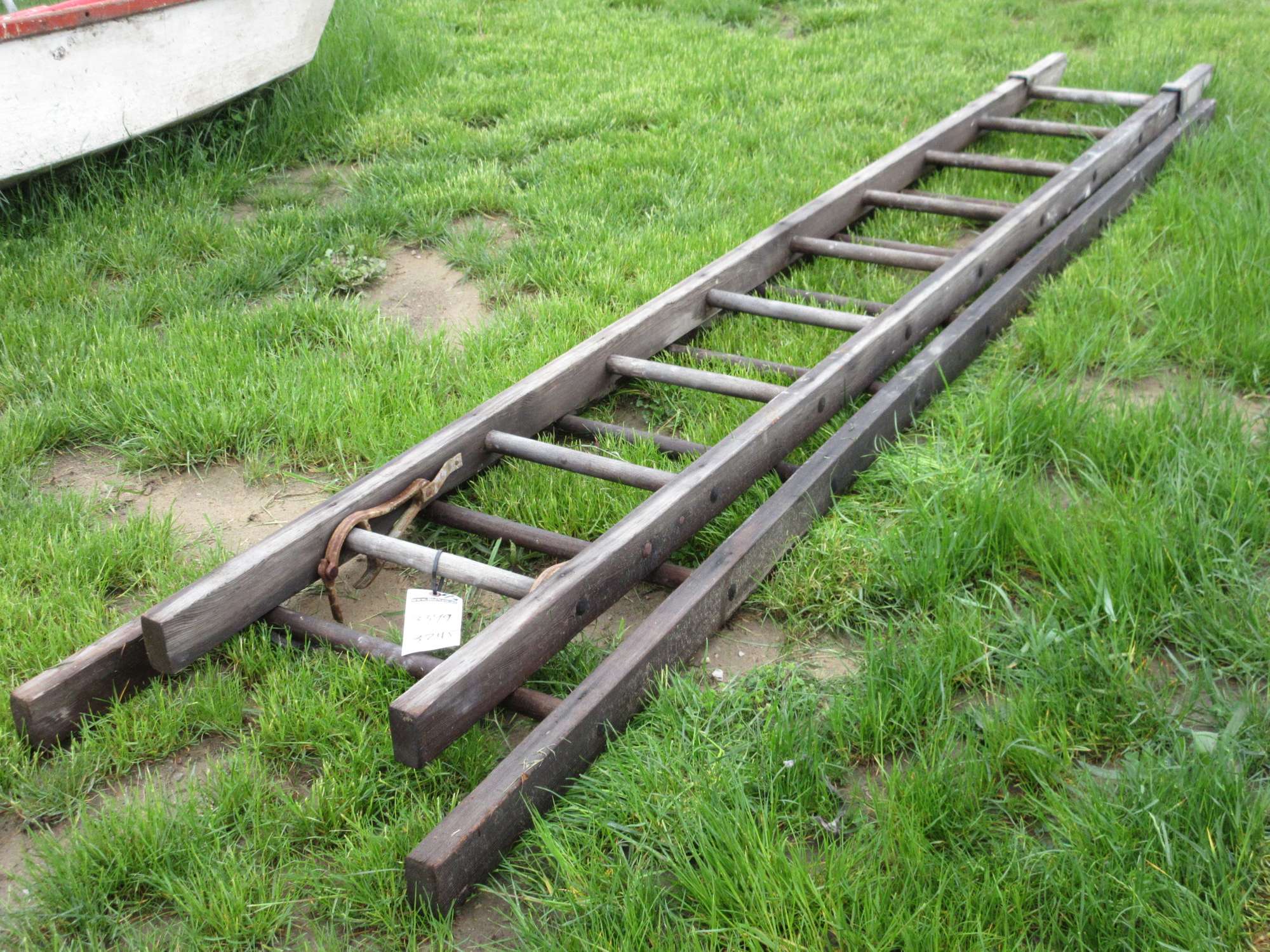 albrecht auctions 20' wood extension ladder