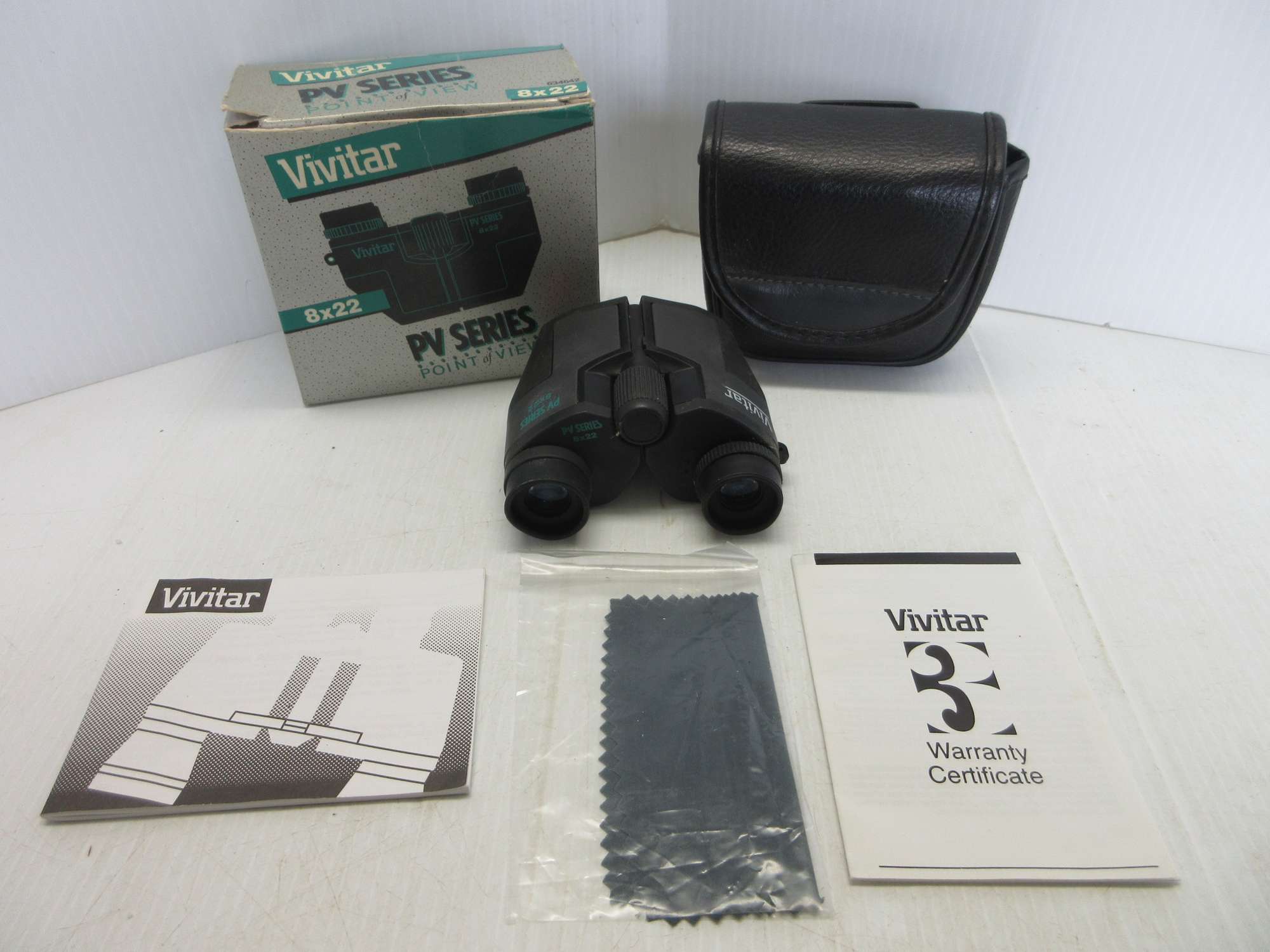 Albrecht Auctions Vivitar 8x22 PV Series Binoculars in Box
