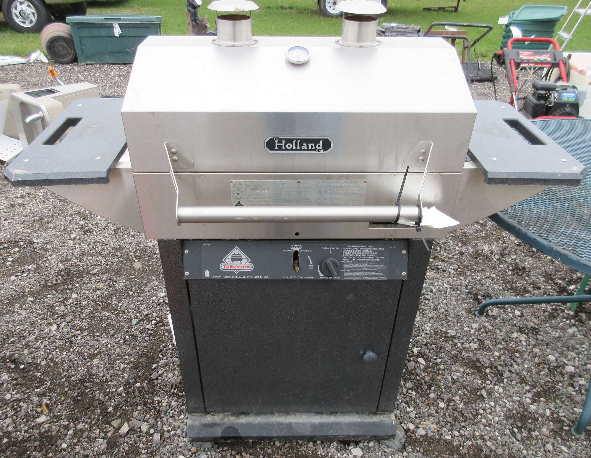 Albrecht Auctions Holland Grill