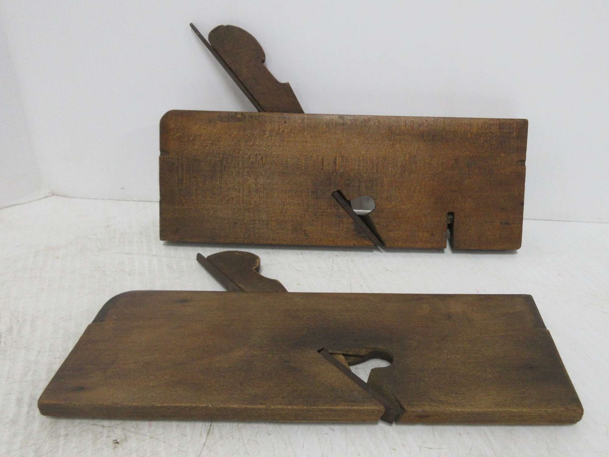 Albrecht Auctions Antique Wood Planes Signed D.R 