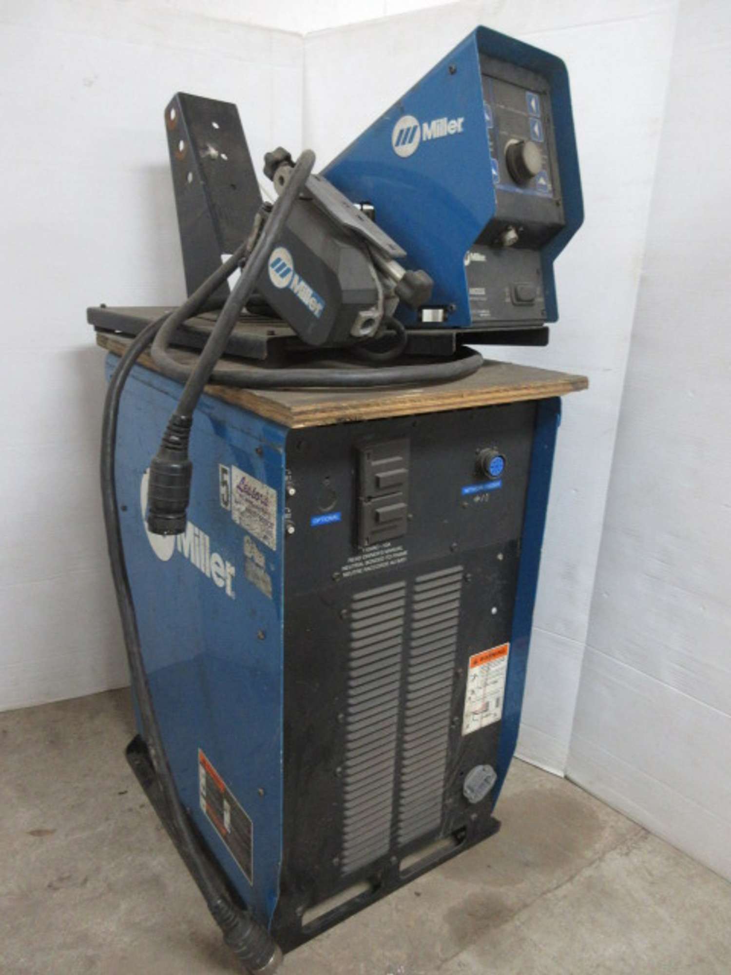 Albrecht Auctions | Miller Mig Welder, Three-Phase