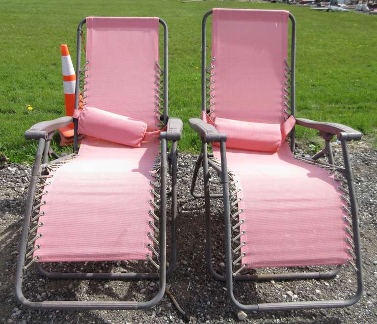 (2) Pink Zero Gravity Chairs