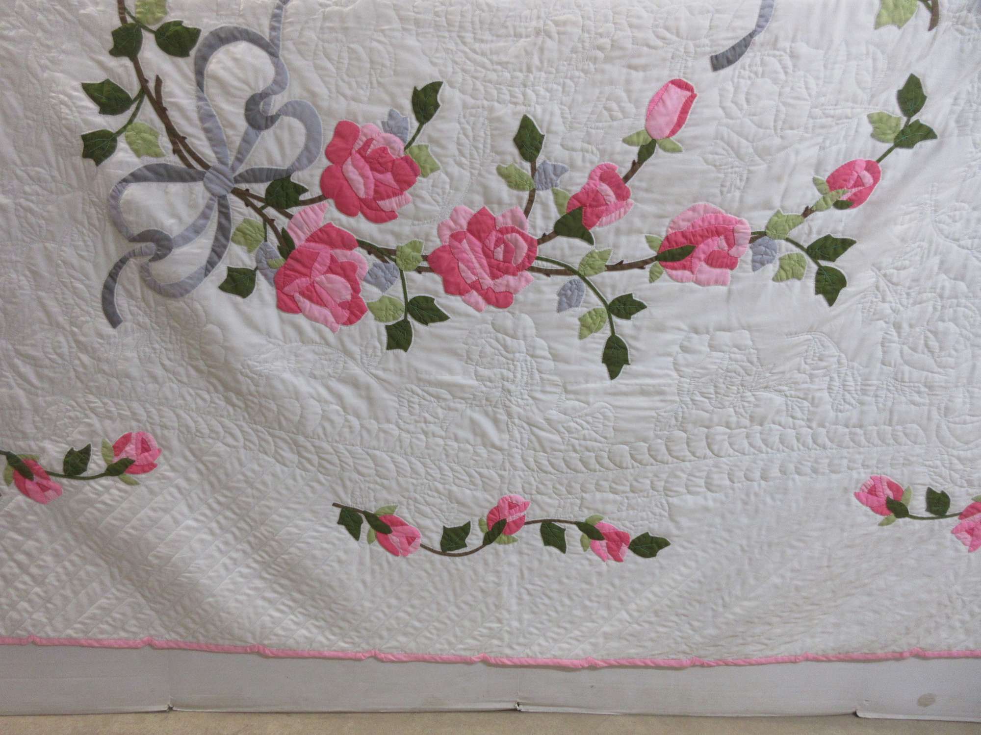 Albrecht Auctions Pink Roses Applique Quilt, Hand Appliqued and Hand