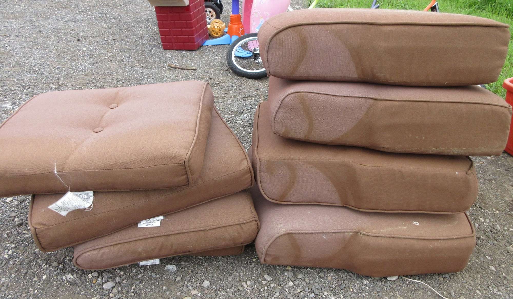 Albrecht Auctions | (8) Outdoor Cushions: 4- Seats, 26 1/2"W x 25"D; 4