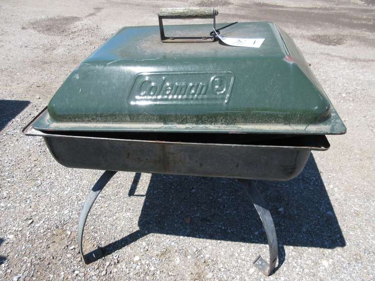 Albrecht Auctions | Coleman Fire Pit