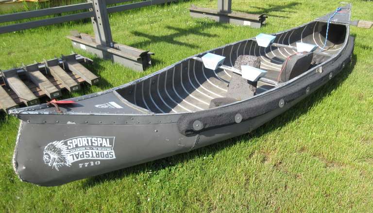 Aluminum Sportspal 14' Canoe with Paddles