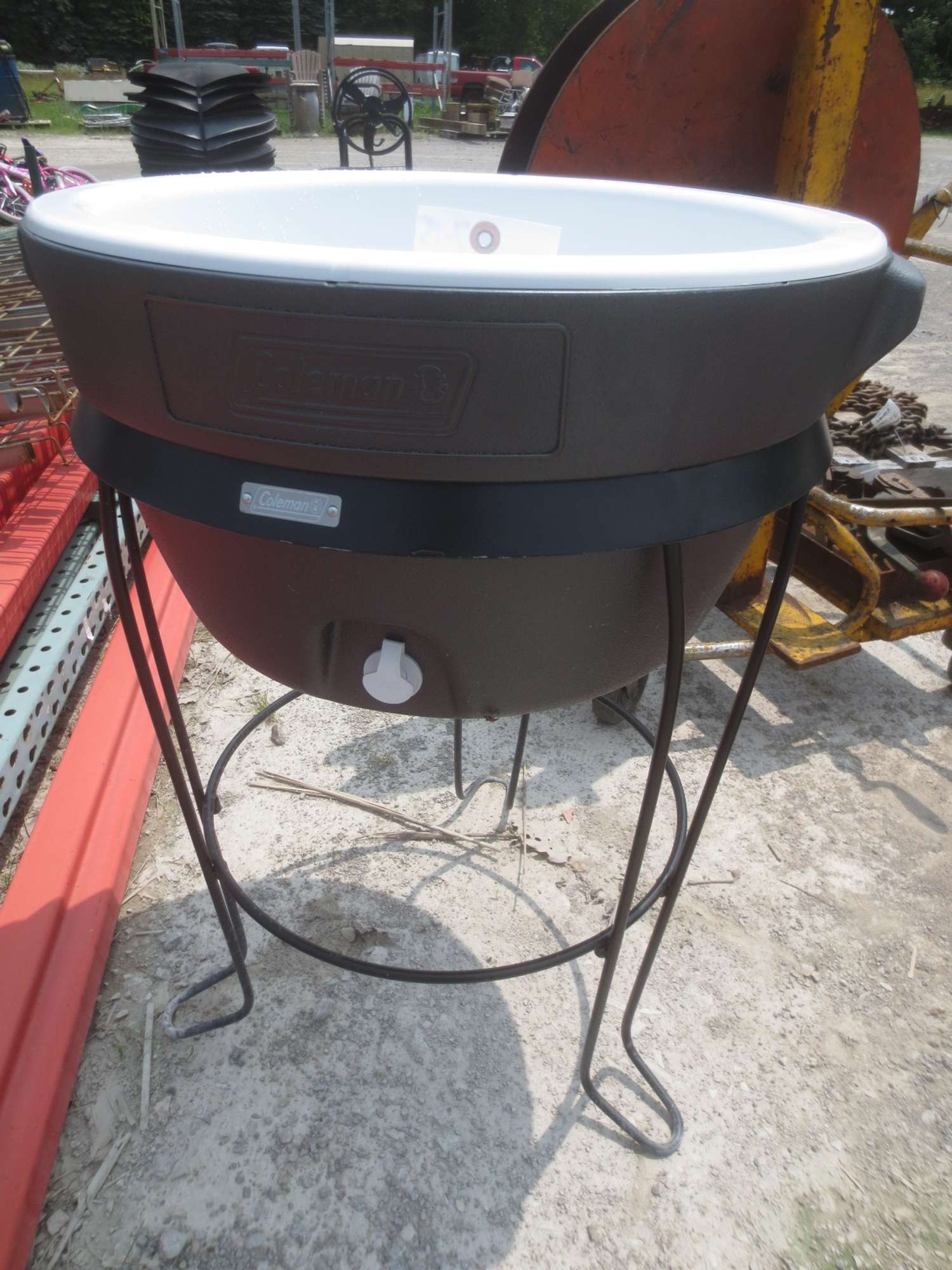 Albrecht Auctions | Coleman Drink Holder Cooler with Stand
