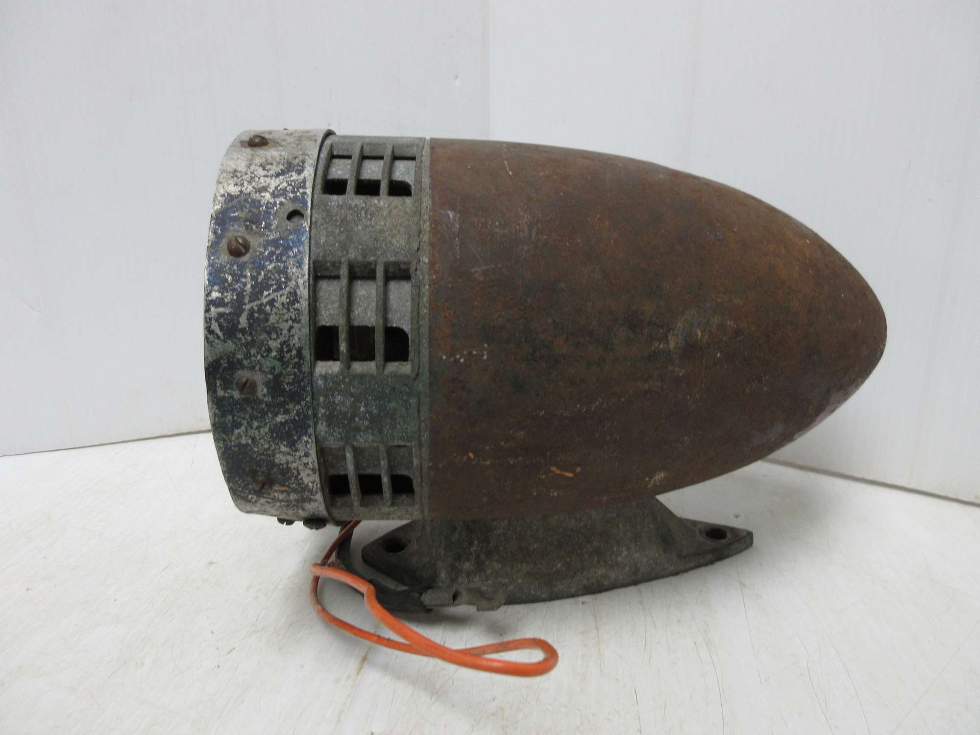 Albrecht Auctions | Older Fire Truck Siren, Believed to be Made by