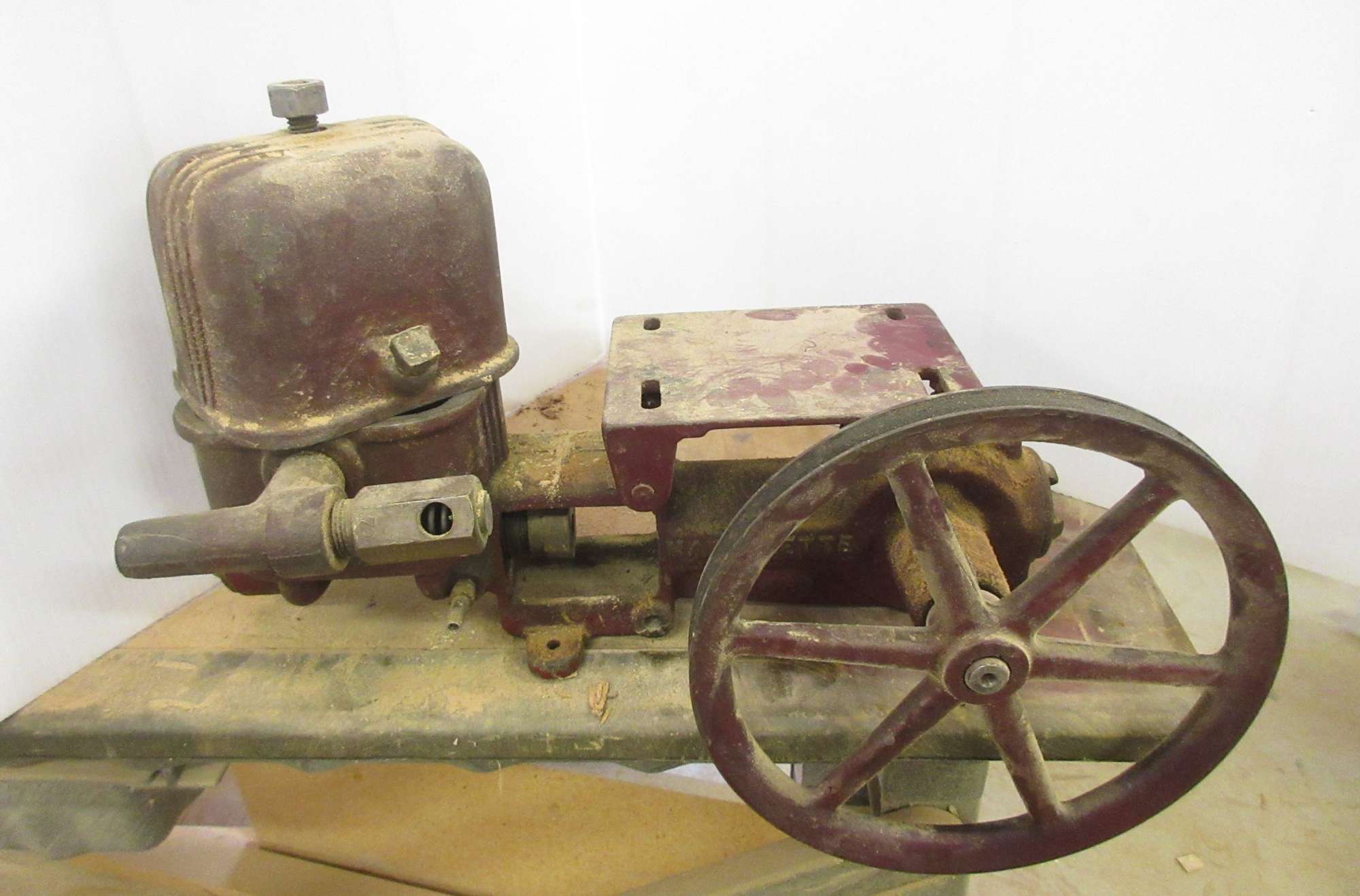 Albrecht Auctions Marvelette Deming Old Antique Water Pump, for parts