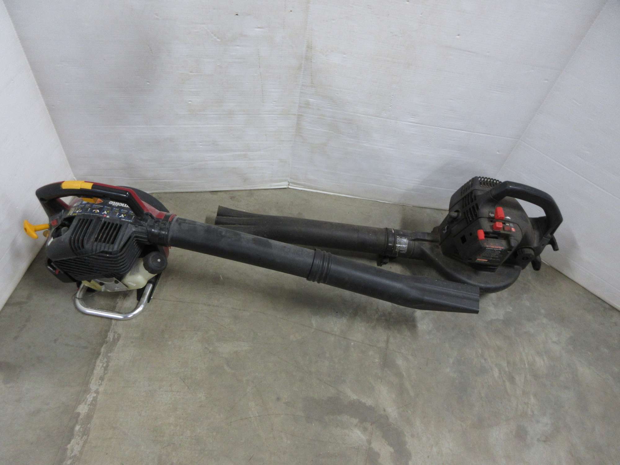 Albrecht Auctions (2) Gas Operated Leaf Blowers 1 Craftsman Model