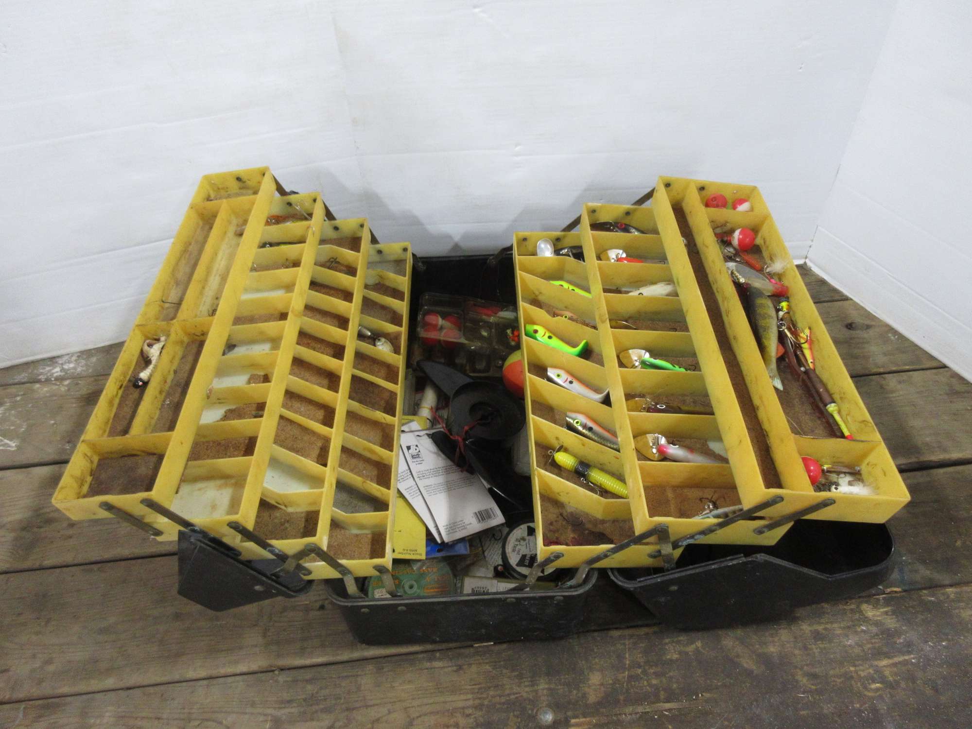 Albrecht Auctions | Tackle Box with Tackle, Includes: Weedless Rattling ...