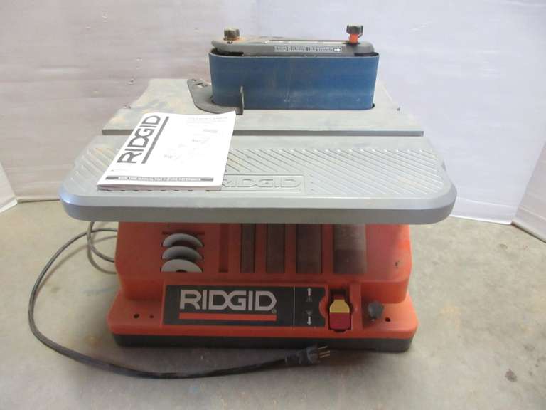 Ridgid Oscillating Edge Belt/Spindle Sander with Extras, 16" x 19" x 13 1/2"H, Up to 2" Spindle, Works Well