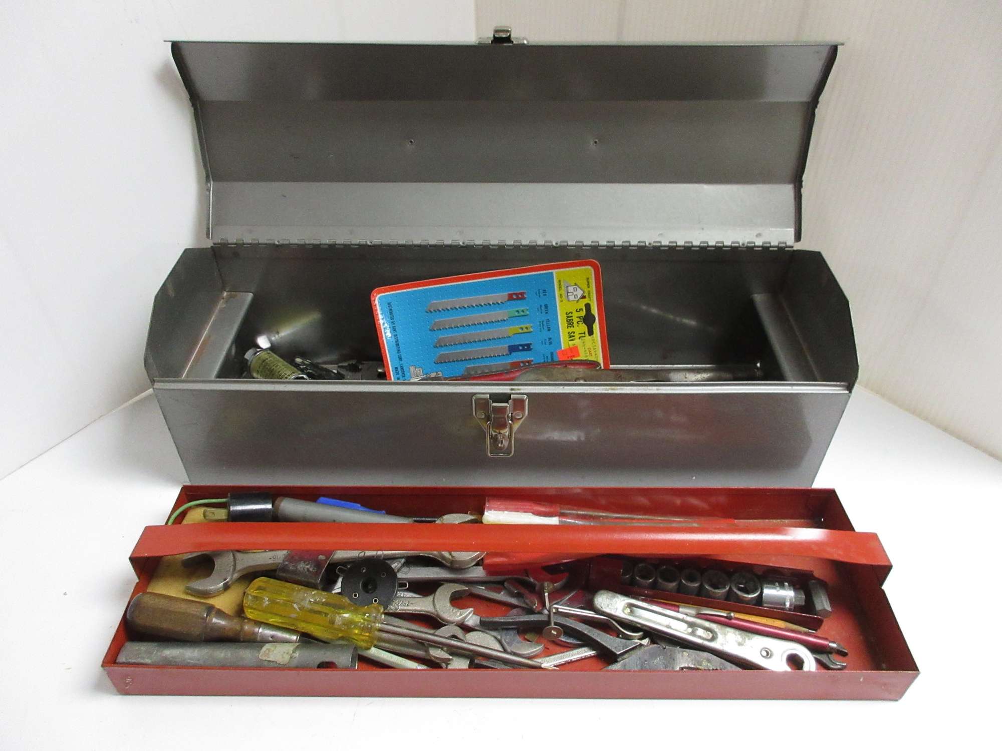 Albrecht Auctions Tool Box with Tools