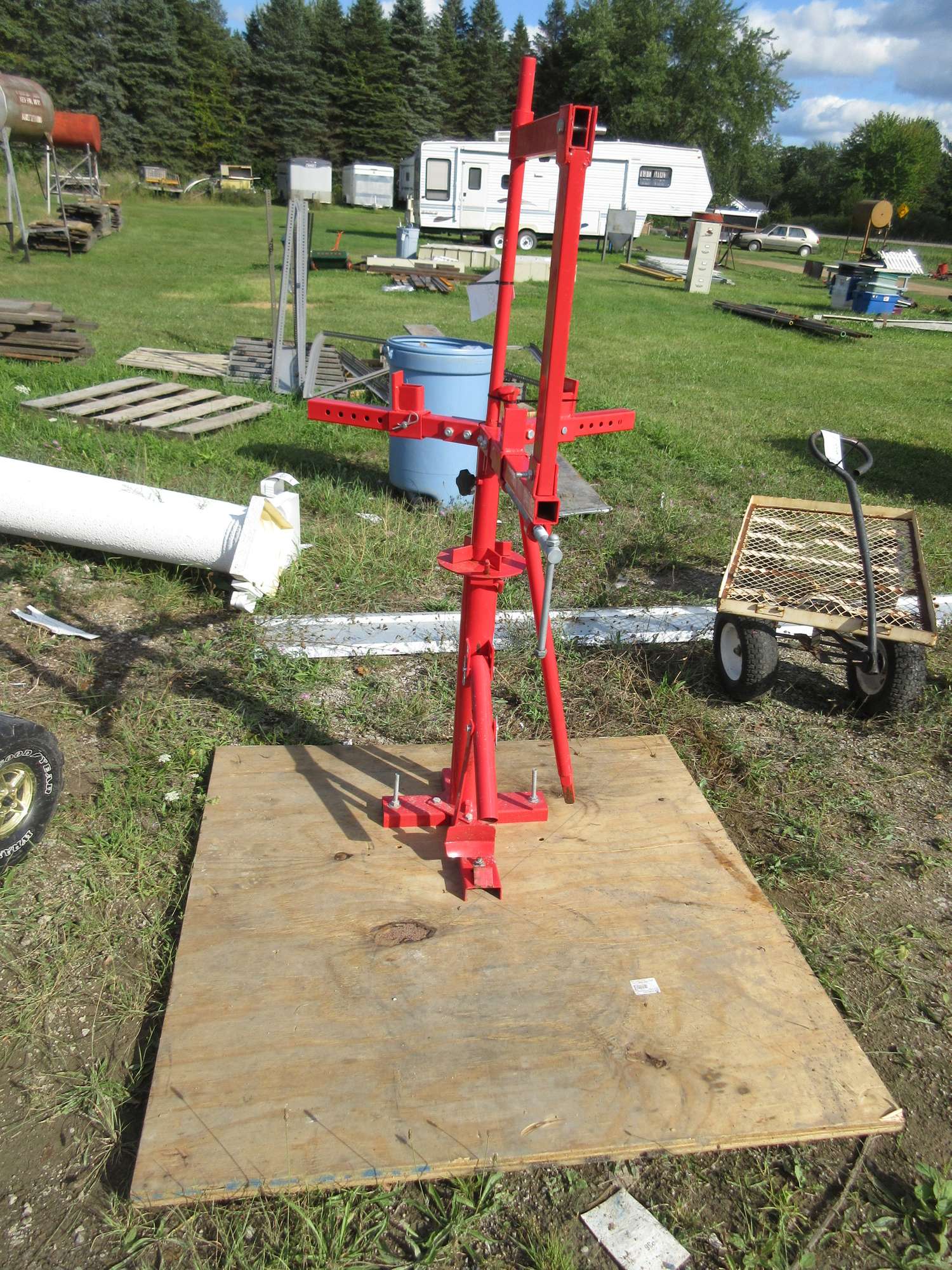 Albrecht Auctions | Pittsburgh Portable Tire Changer with Motorcycle