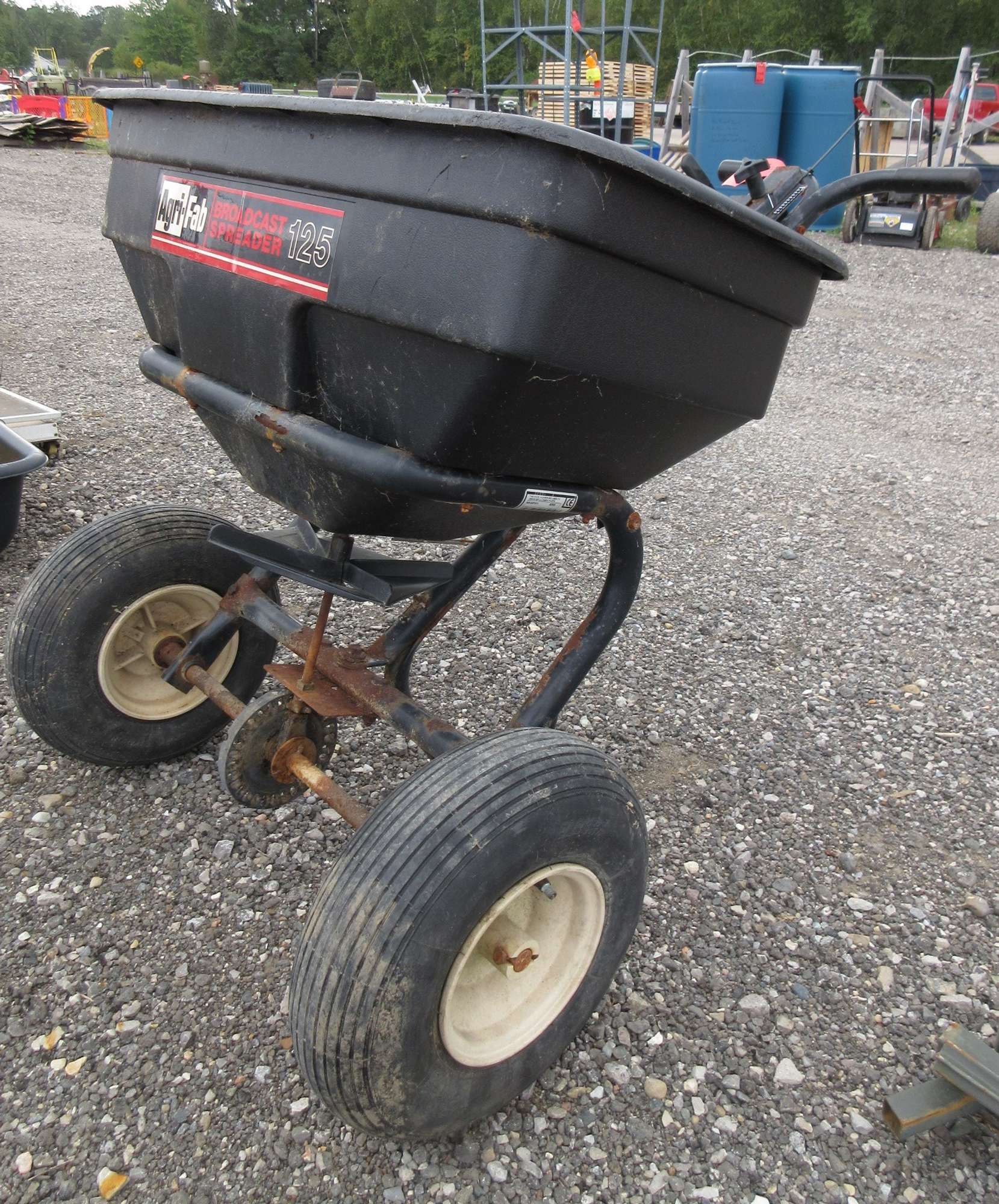 Albrecht Auctions AgriFab Broadcast Spreader 125