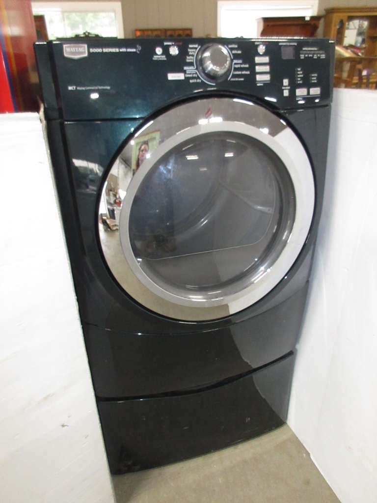 Maytag Front Load Dryer, 5000 Series with Steam, Electric