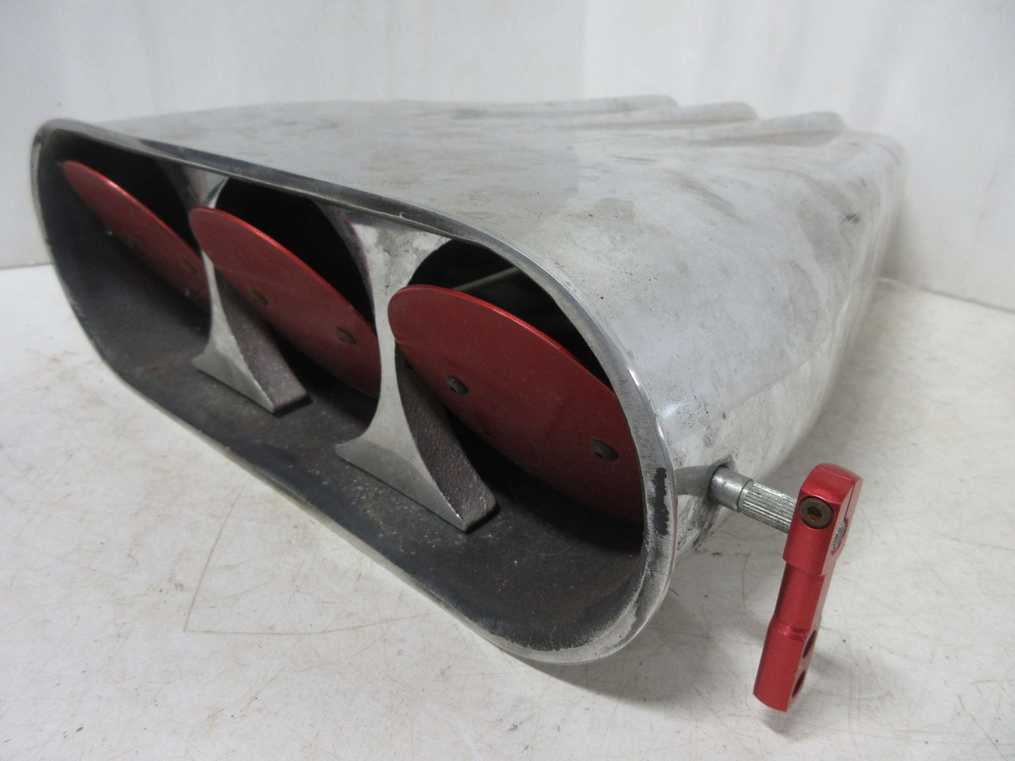 Albrecht Auctions Chrome Blower Intake