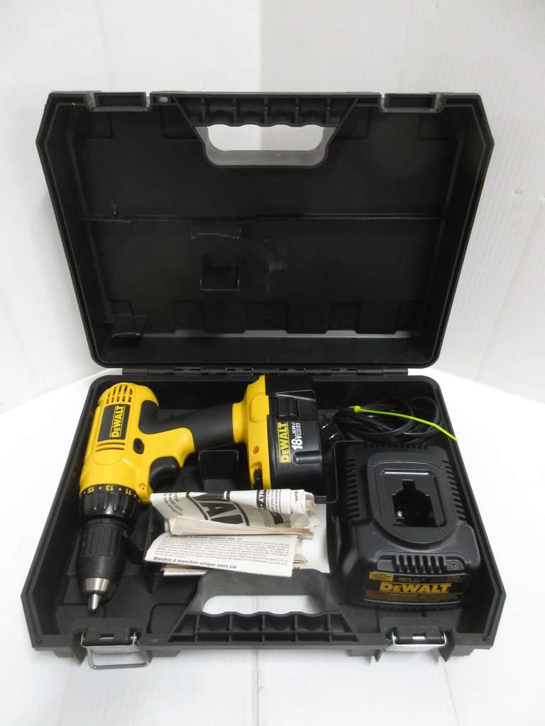 DeWALT 18V Drill, DC970K-2, 1/2" Chuck