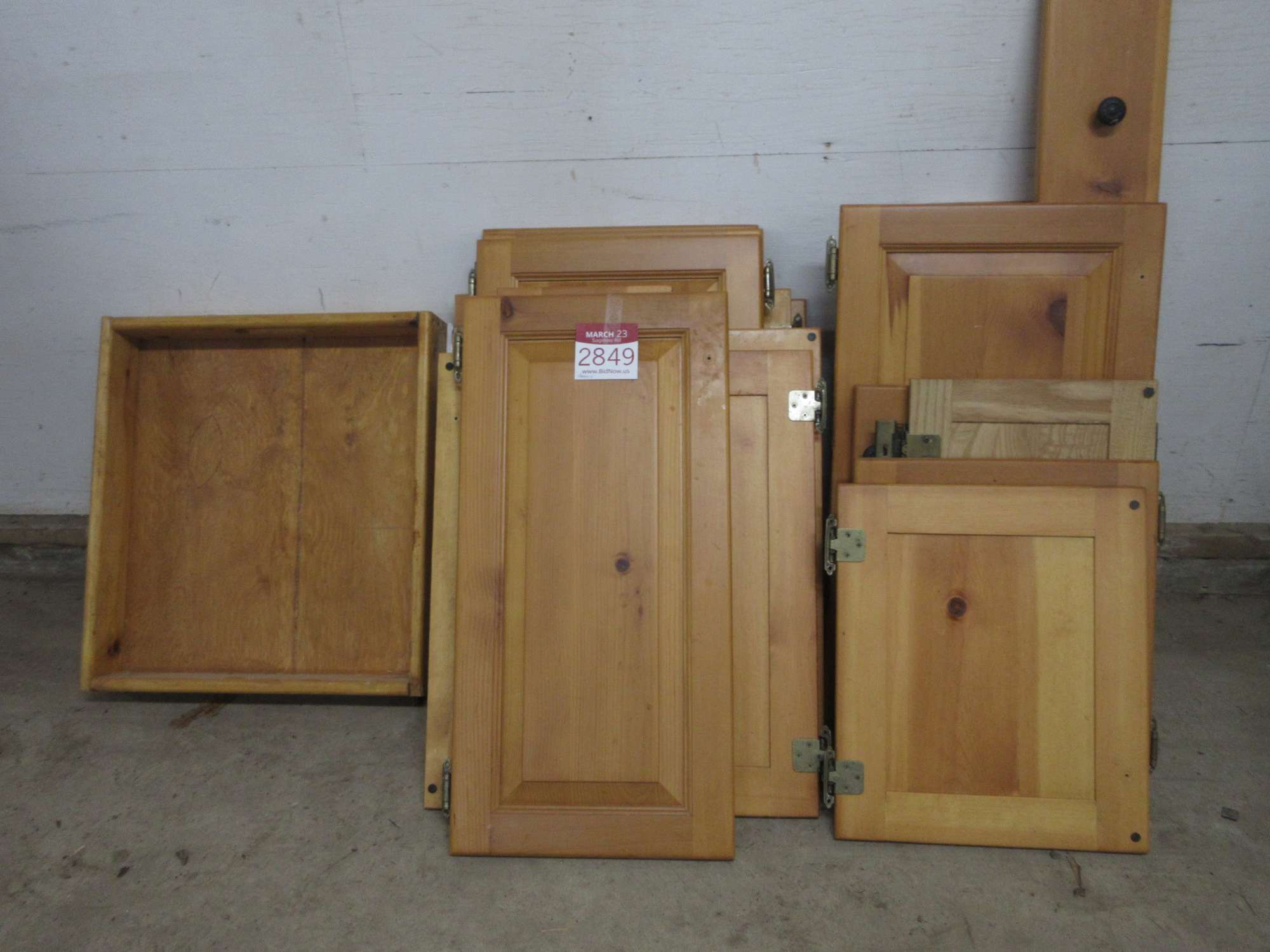 Albrecht Auctions | Pine Cabinet Doors, Various Sizes